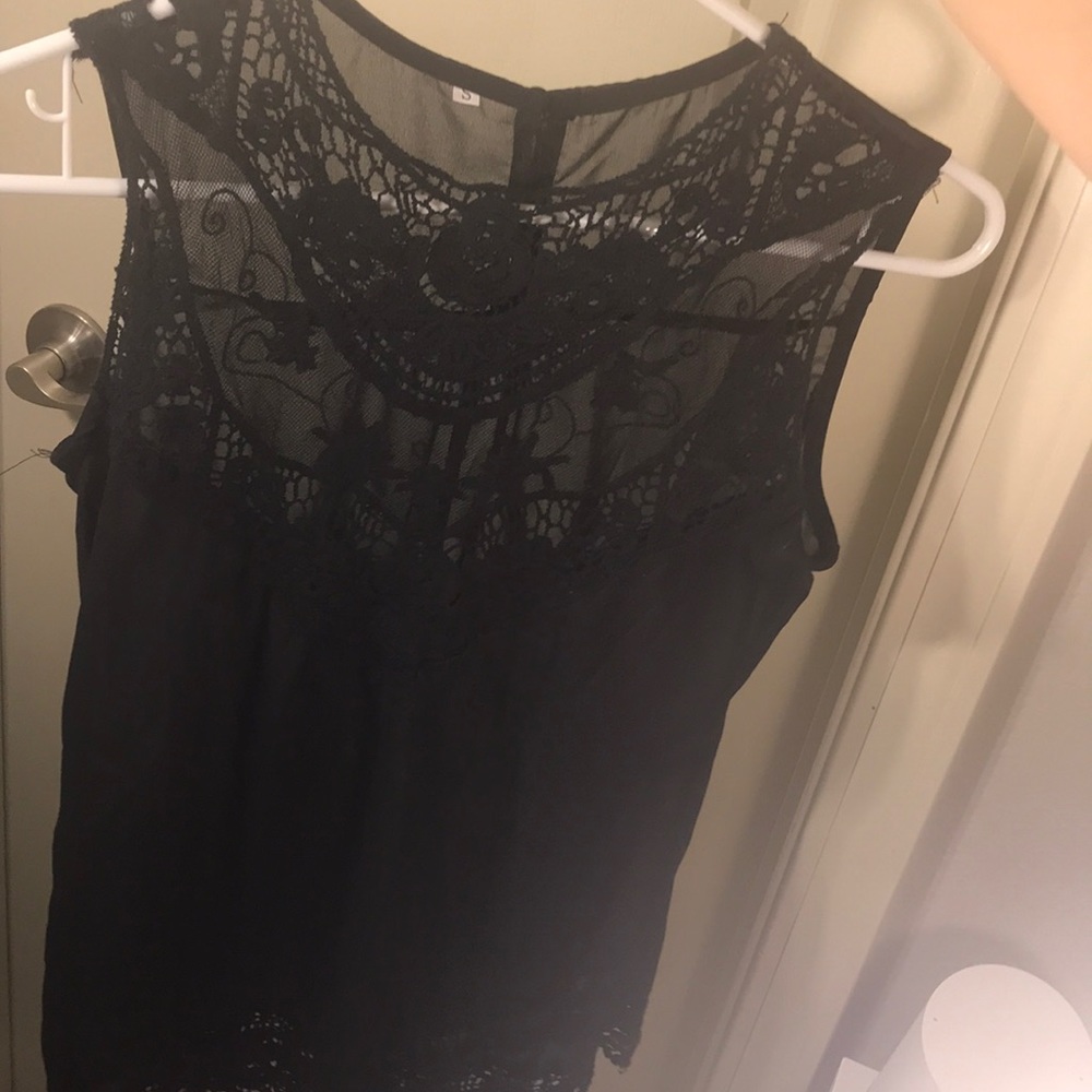lacey tank top with sheer fabric